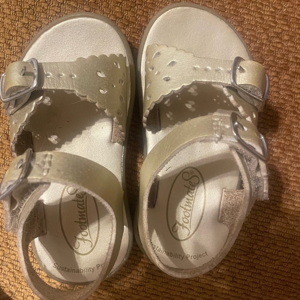 FootMates Cream Kids Sandals with Buckle